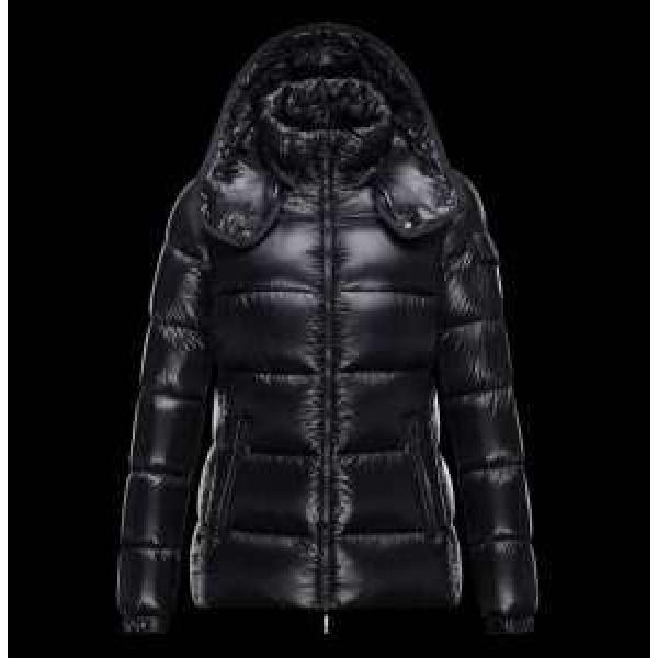 2016秋冬 一味違うケーブル編みが魅力満点 MONCLER モンクレール ダウンジャケット_女性用ダウンジャケット_モンクレール特集_スーパーコピーブランド激安通販 専門店  