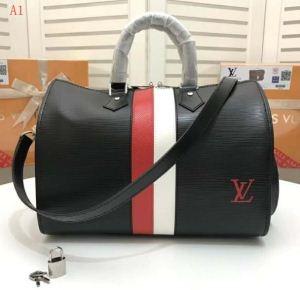 ヴィトン スーパー コピーLOUIS VUITTON大人気カワイイ機能面パワーアップ使いやすいスタイルバッグブラックピンクホワイト3色展開
