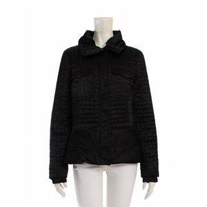 モンクレール MONCLER GAMME ROUGE ダウンジャケット ブルゾン 黒 ブラック アウター 無地 レーヨン コットン 綿 レディース 通販