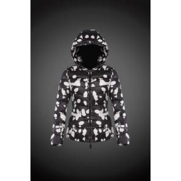 2014 秋冬 MONCLER モンクレール ボディラインにぴったり レディース ダウンジャケット8827_女性用ダウンジャケット_モンクレール特集_スーパーコピーブランド激安通販 専門店  