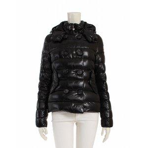 モンクレール MONCLER ダウンジャケット 黒 ブラック S アウター ワンポイント 1 ナイロン100% フェザー PLANE 46995 レディース【中古】【ベクトル 古着】 :114-201712182129:ブランド古着販売のベクトル - 通販ショッピング
