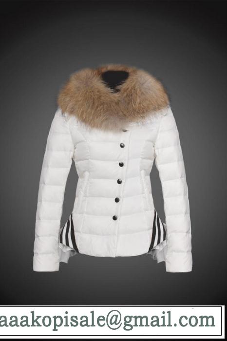 2014 秋冬 風も通さない moncler モンクレール レディース ダウンジャケット8808