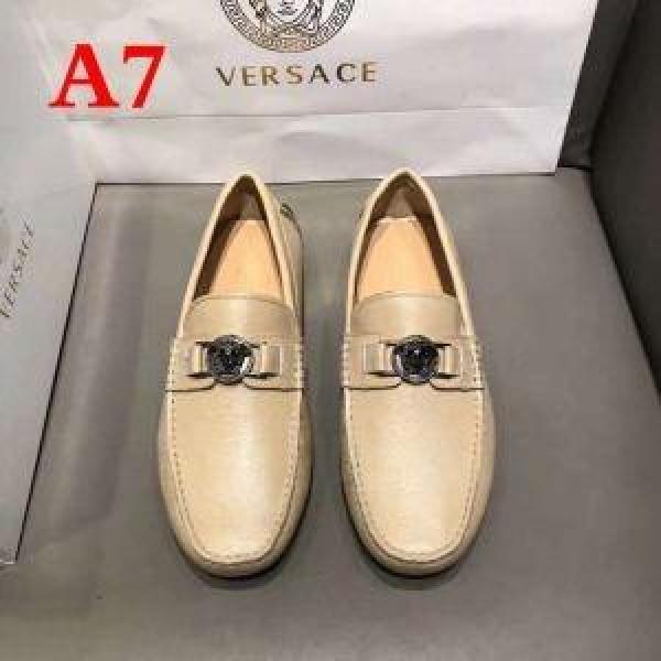 今シーズン注目のアイテム VERSACE ヴェルサーチ 大人気限定 多色可選 カジュアルシューズ 日本より安い_ヴェルサーチ VERSACE_ブランド コピー 激安(日本最大級)