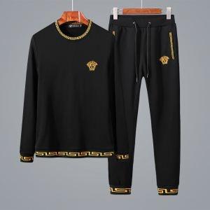 ランキング入賞の人気商品 2色可選 最安国内発送 上下セット ヴェルサーチVERSACE 個性的なアイテム_ヴェルサーチ VERSACE_ブランド コピー 激安(日本最大級)