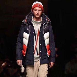 2018人気度高めの新作 モンクレール MONCLER 多色使いが魅力の ダウンジャケット メンズ_モンクレール MONCLER_ブランド コピー 激安(日本最大級)