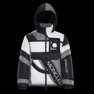 雑誌で話題の商品 2色可選 MONCLER モンクレール 安...