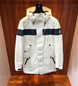 MONCLER モンクレール 新商品数量限定 ダウンジャケッ...