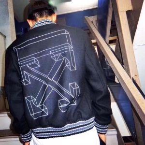 スタイリッシュで上品な Off-White オフホワイト 秋の定番 いつまでも人気 新作コレクション_Off-White オフホワイト_ブランド コピー 激安(日本最大級)