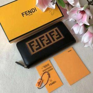 SALENo1完売人気 長財布 軽快に着こなせる FENDI...