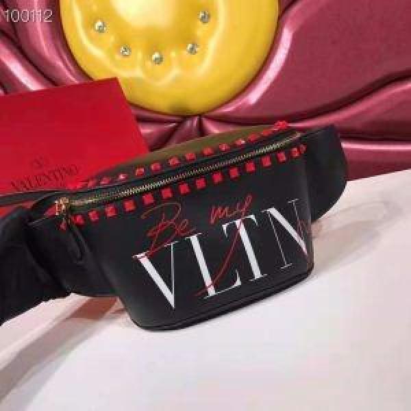 今季トレンド お得な価格で登場 今一番熱い VALENTINO ヴァレンティノ ショルダーバッグ 多色可選 ヴァレンティノ VALENTINO ブランド コピー 激安(日本最大級)