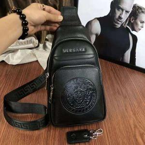 オシャレに欠かせない！ヴェルサーチ秋冬超人気アイテム VERSACE ポーチ2018話題となる_ヴェルサーチ VERSACE_ブランド コピー 激安(日本最大級)