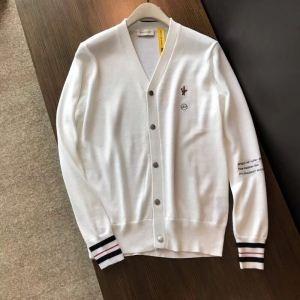モンクレール コピー 服爆買い品質保証男性らしさ華奢ニット厚みオシャレ大人気洗練されたニットホワイトグレー