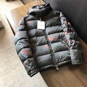 おすすめ秋冬人気ブランド紹介 MONCLER モンクレール 激安 HOT 軽量保温効果ダウンジャケット お勧めアイテム 高い防寒性