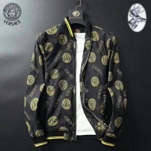 ヴェルサーチ VERSACE ブルゾン 2色可選 独特なデザイン 実用的な一品 HOT人気_ヴェルサーチ VERSACE_ブランド コピー 激安(日本最大級)