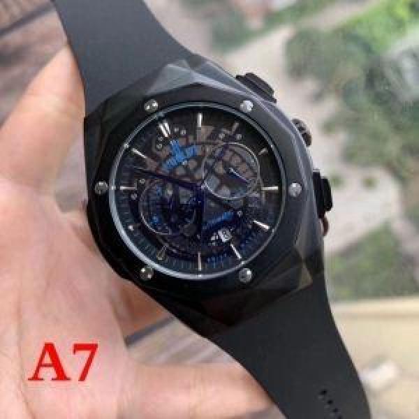 ウブロ 時計 コピーHublot品質保証低価高級感スタイリッシュなデザイン腕時計おすすめカラーバリエーション