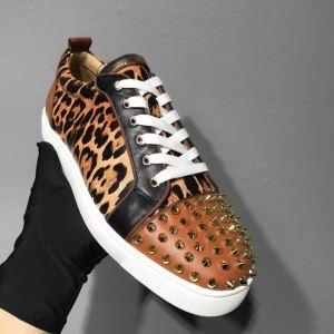 2019春夏流行する クリスチャンルブタン CHRISTIAN LOUBOUTIN リラックスした雰囲気に スニーカー、靴 ファッションに新しい色_クリスチャンルブタン CHRISTIAN LOUBOUTIN_ブランド コピー 激安(日本最大級)