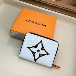 ルイ ヴィトン 財布 コピー ジップ折りたたみ財布 最新ファッショントレンドの動向！レディース Louis Vuitton 大人気 最低価格