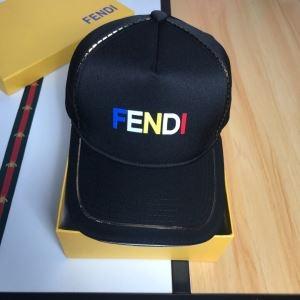 フェンディ 帽子 コピー FENDI 春夏にぴったりした大人...