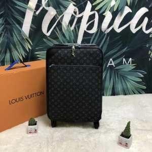 春夏は継続系のトレンド ルイ ヴィトン LOUIS VUITTON トランク 2019年の春夏シーズンにも一大トレンド_ルイ ヴィトン LOUIS VUITTON_ブランド コピー 激安(日本最大級)