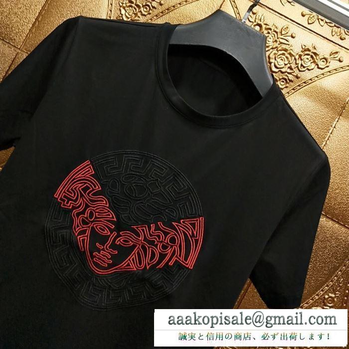 2019年トレンド感が強い  半袖Tシャツ 抜け感や着心地重視     ヴェルサーチ VERSA