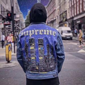 リラックスした雰囲気に Sup 19SS Supreme N...