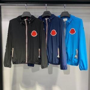 秋めいたコーデに仕上げる モンクレール 寒い冬にぜひ取り入れたい MONCLER ハーフコート 2019年秋冬最新のトレンド 2色可選_モンクレール MONCLER_ブランド コピー 激安(日本最大級)