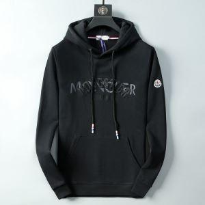 今年の秋冬のトレンドも意識 2019秋冬におしゃれな着こなし モンクレール MONCLER パーカー 4色可選_モンクレール MONCLER_ブランド コピー 激安(日本最大級)