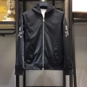 ふんわりまとって暖かお洒落 フィリッププレイン PHILIPP PLEIN ブルゾン 2019秋冬におすすめ着こなし_フィリッププレイン PHILIPP PLEIN_ブランド コピー 激安(日本最大級)