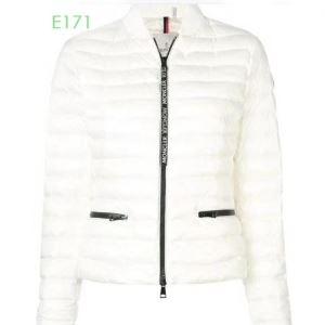 2019秋冬におしゃれな着こなし おしゃれさんに近づける MONCLER モンクレール ダウンジャケット 2色可選_モンクレール MONCLER_ブランド コピー 激安(日本最大級)