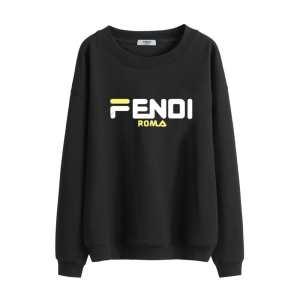 真冬にもうまく着こなせる フェンディ FENDI プルオーバ...