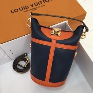 今回の秋冬に欲しいスタイル ルイ ヴィトン LOUIS VUITTON ハンドバッグ 2019年秋冬最新のトレンド_ルイ ヴィトン LOUIS VUITTON_ブランド コピー 激安(日本最大級)