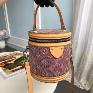 2色可選 ハンドバッグ ルイ ヴィトン LOUIS VUITTON この秋トレンドに合わせる着こなし 2019秋冬におすすめ着こなし_ルイ ヴィトン LOUIS VUITTON_ブランド コピー 激安(日本最大級)