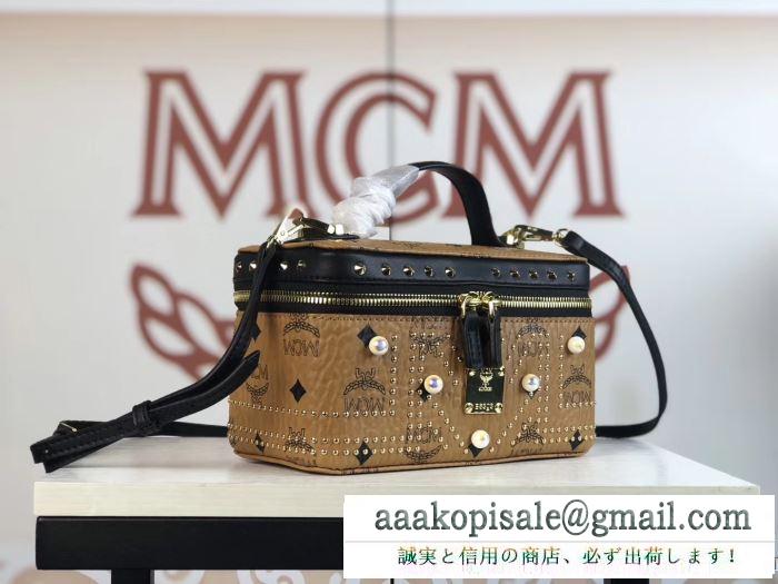 2019秋冬におすすめ着こなし エムシーエム mcm ハンドバッグ 4色可選 秋冬っぽいスタイルを作り出す