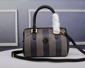 2色可選 ハンドバッグ フェンディ FENDI 秋冬ナチュラルコーデに大活躍 2019秋冬の必需品_フェンディ FENDI_ブランド コピー 激安(日本最大級)