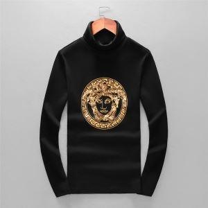 冬ファッションと相性抜群 ヴェルサーチ VERSACE 長袖...