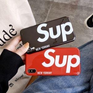 SUPREME 冬ファッションと相性抜群 スマートフォンケー...