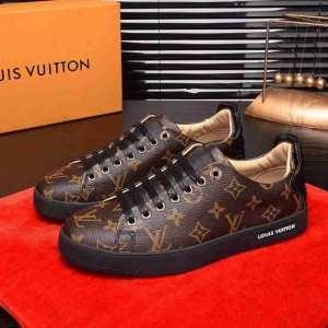 ランニングシューズ この秋におしゃれでかわいい着こなし ルイ ヴィトン 秋冬らしく着こなそう LOUIS VUITTON 冬のお洒落を楽しむ_ルイ ヴィトン LOUIS VUITTON_ブランド コピー 激安(日本最大級)