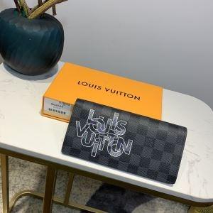 秋冬カジュアルの定番 ルイ ヴィトン 秋冬コーデを鮮やかに彩る LOUIS VUITTON 財布/ウォレット 秋冬トレンドを取り入れたコーデを楽しむ_LOUIS VUITTON ルイ ヴィトン_ブランド コピー 激安(日本最大級)