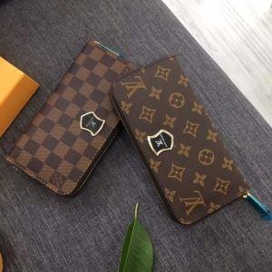 財布/ウォレット 真冬にもうまく着こなせる ルイ ヴィトン おしゃれさんに近づける LOUIS VUITTON 今回の秋冬に欲しいスタイル_LOUIS VUITTON ルイ ヴィトン_ブランド コピー 激安(日本最大級)