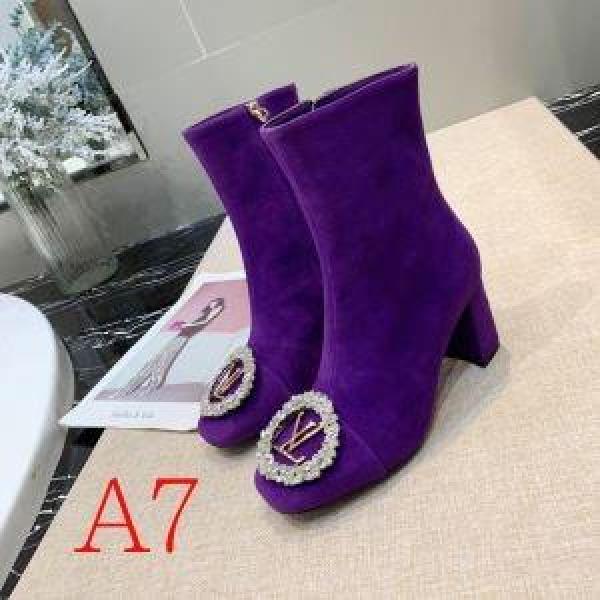 LOUIS VUITTON 程よい抜け感を演出 多色可選 ルイ ヴィトン 冬で可愛くて楽チンな人気アイテム レザーブーツ 秋冬らしく着こなそう_ルイ ヴィトン LOUIS VUITTON_ブランド コピー 激安(日本最大級)