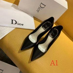 多色可選 落ち着いたコーデが楽しもう パンプス 2019秋冬におすすめ着こなし ディオール DIOR 簡単にコーデをおしゃれに演出_ディオール DIOR_ブランド コピー 激安(日本最大級)