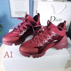 3色可選 ランニングシューズ 冬の最旬コーデに仕上げる ディオール この秋の主役となった DIOR 秋冬ファッションのマストアイテム_ディオール DIOR_ブランド コピー 激安(日本最大級)