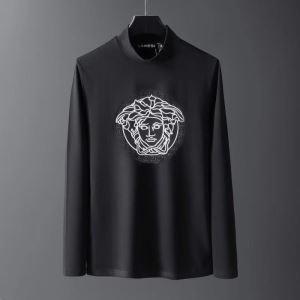 2色可選長袖/Tシャツ 冬のおしゃれをレベルアップ VERSACE この秋におしゃれでかわいい着こなし ヴェルサーチ_ヴェルサーチ VERSACE_ブランド コピー 激安(日本最大級)