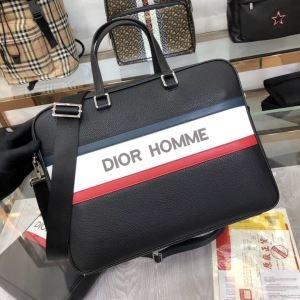 春夏のお出かけを軽快に ディオール2020SS人気 DIOR...