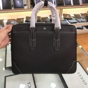 心躍る春夏ファッション エルメス HERMES 様々なスタイ...