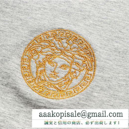 多色可選 こなれ感のあるコーデに   ヴェルサーチ VERSACE コーデを上品にマッチ 半袖Tシャツ