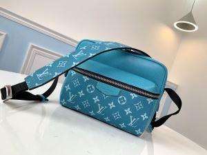 コーデにアクセントをプラス レディースバッグ オフィスコーデもシャレ見え ルイ ヴィトン LOUIS VUITTON_ルイ ヴィトン LOUIS VUITTON_ブランド コピー 激安(日本最大級)