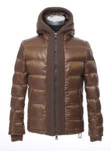 秋冬 贈り物にも◎ 高級感溢れるデザイン モンクレール ダウンジャケット_MONCLER モンクレール_ブランド コピー 激安(日本最大級)