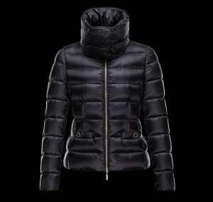 ラインが綺麗に見えるMONCLER モンクレール 　46858 05 68950 バディ　光沢感のあるダウンジャケット レディース_モンクレール MONCLER_ブランド コピー 激安(日本最大級)