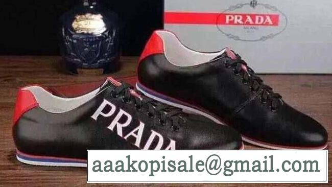  PRADA プラダ 偽物 フラットシューズ